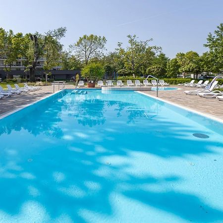 Ferienwohnung Admiral Pearl Siófok Exterior foto